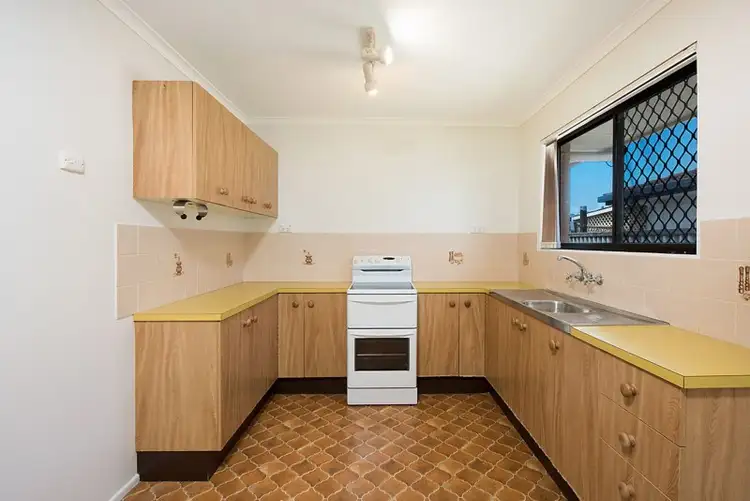 Second view of Homely house listing, 35 Nicklin Way, Buddina QLD 4575