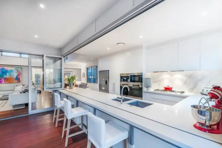 Third view of Homely house listing, 19 Pine Street, Hamilton QLD 4007