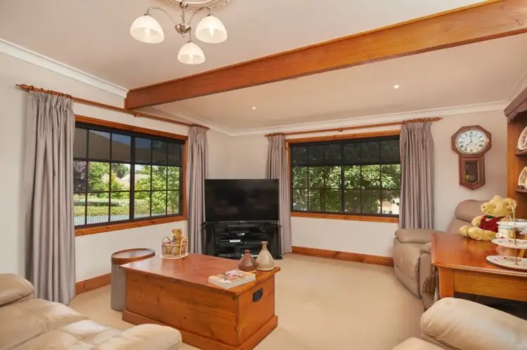 Third view of Homely house listing, 8 Waranga Avenue, Mount Austin NSW 2650