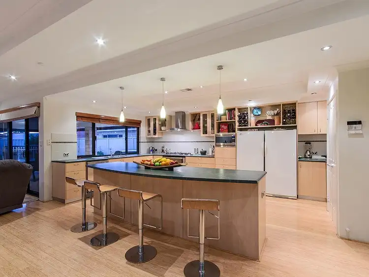 Second view of Homely house listing, 47 Riviera Vista, Port Kennedy WA 6172