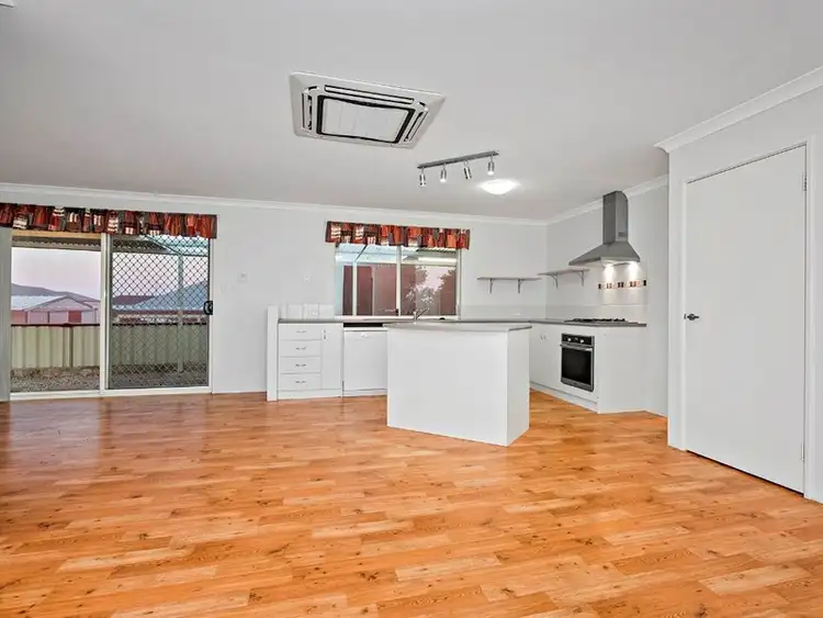 Fifth view of Homely house listing, 7 Bell Court, Mount Tarcoola WA 6530
