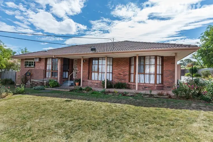 1/2 Surrey Street, Ringwood VIC 3134