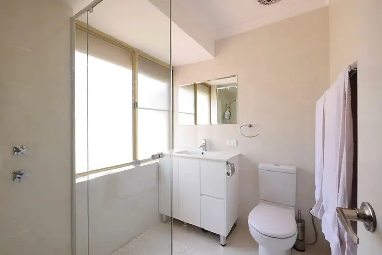 Sixth view of Homely house listing, 9 Alfred Close, Safety Bay WA 6169