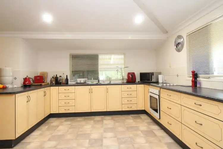 Fifth view of Homely house listing, 18 Rodeo Court, Emerald QLD 4720