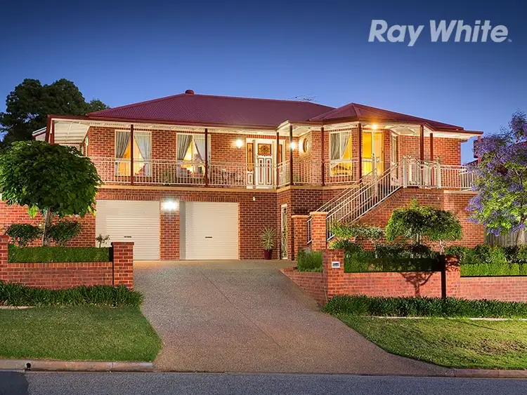 Main view of Homely house listing, 4 Doulton Drive, West Albury NSW 2640