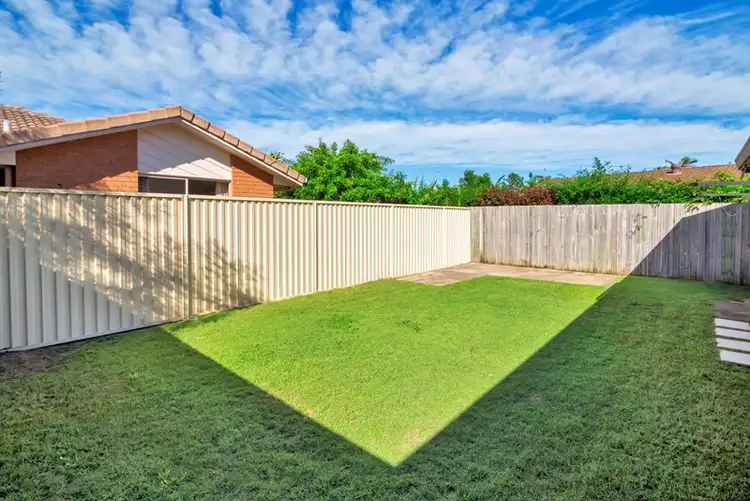 Third view of Homely other listing, (1)and2/2 Warrie Close, Paradise Point QLD 4216