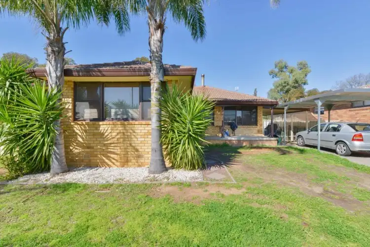 18 Waree Drive, Tamworth NSW 2340