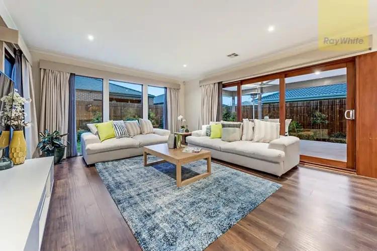 Fourth view of Homely house listing, 19 Scoria Circuit, Craigieburn VIC 3064