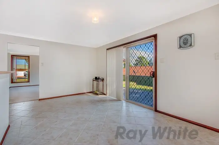Fifth view of Homely house listing, 10 Basswood Crescent, Fletcher NSW 2287