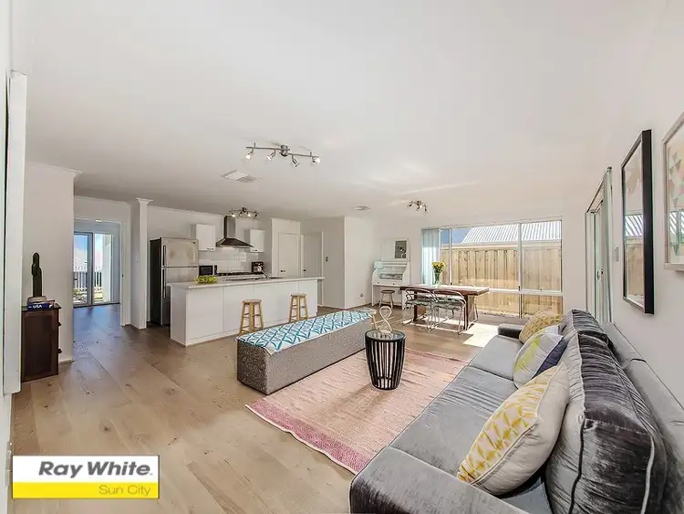 28 Tinsel Street, Yanchep WA 6035