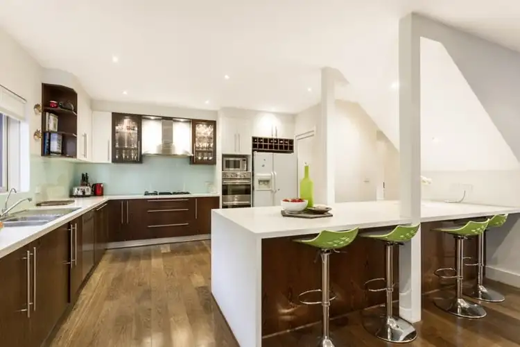 Seventh view of Homely house listing, 4 KARDINIA Crescent, Warranwood VIC 3134