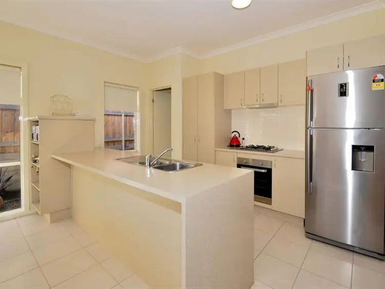 Second view of Homely house listing, 7 Markdale Way, Doreen VIC 3754