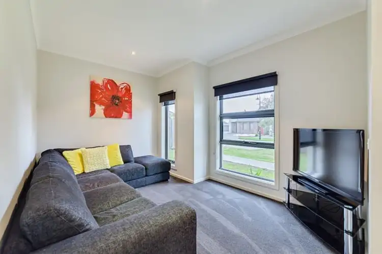 Fourth view of Homely townhouse listing, 5 Mavora Place, South Morang VIC 3752
