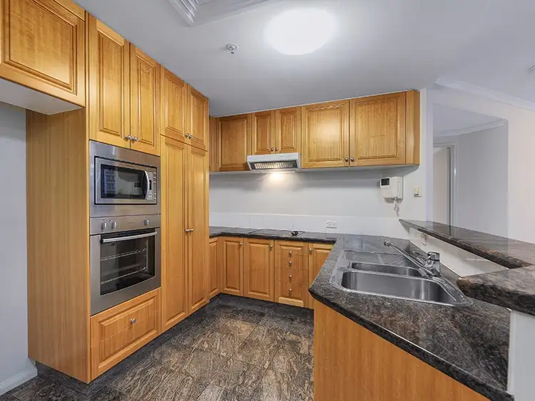 Sixth view of Homely unit listing, 14/8 Goodwin Street, Kangaroo Point QLD 4169