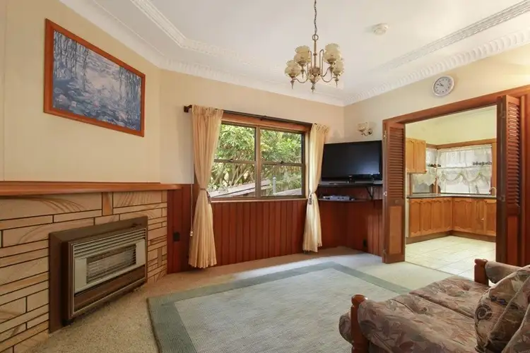 Second view of Homely house listing, 28 Figtree Crescent, Figtree NSW 2525