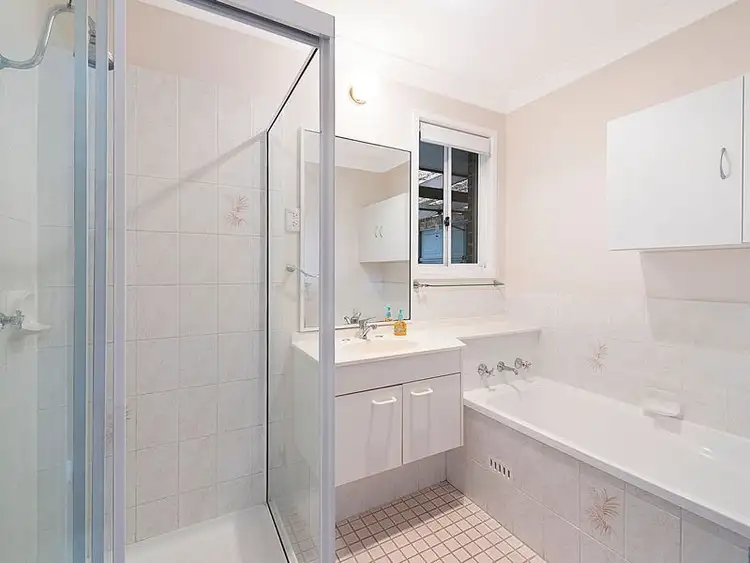 Fourth view of Homely house listing, 9 Manorhouse Boulevard, Quakers Hill NSW 2763
