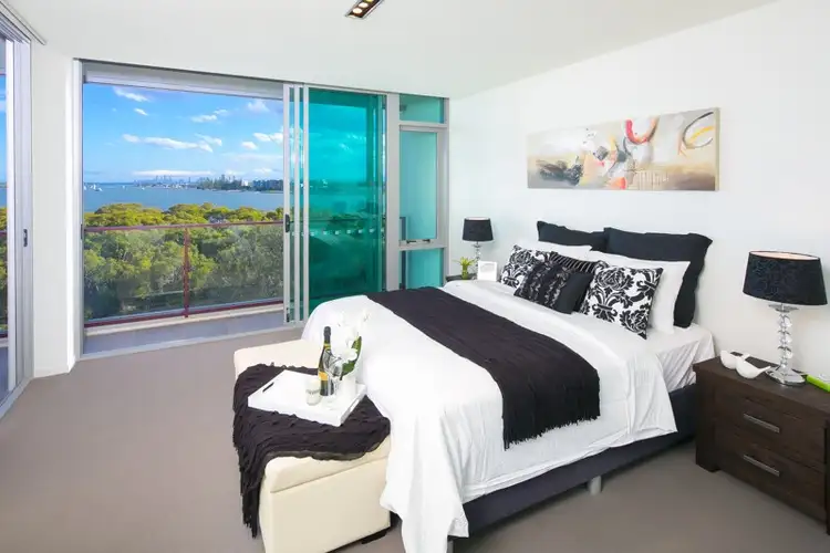 30503/2 Ephraim Island, Paradise Point QLD 4216