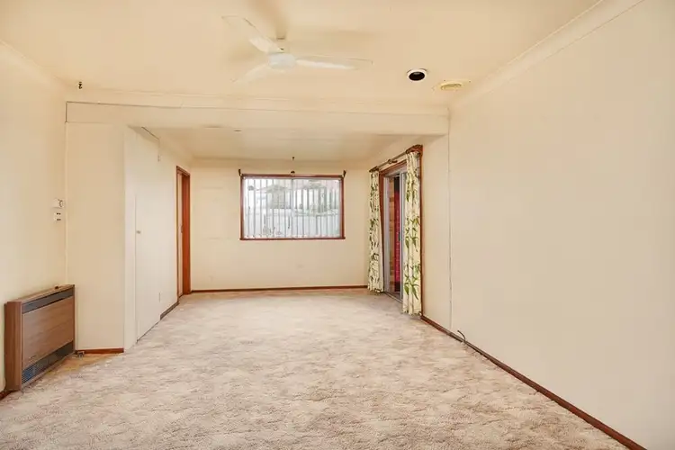 Fifth view of Homely house listing, 15 Fairbairn Crescent, Kooringal NSW 2650