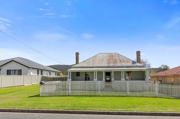 36 Lyell Street, Mittagong NSW 2575