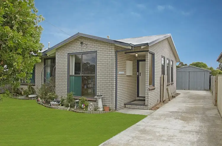 9 Watsonia Grove, Norlane VIC 3214