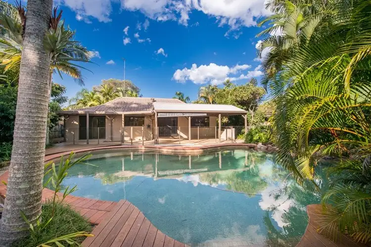 45 Rawlinna Drive, Mermaid Waters QLD 4218