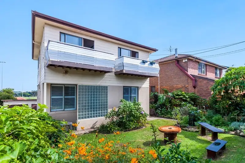 Main view of Homely house listing, 1/48 Lasseter Avenue, Chifley NSW 2036