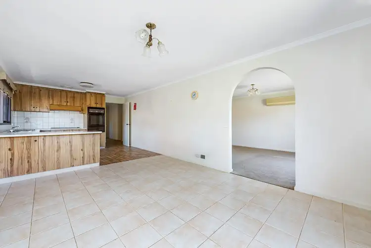 Second view of Homely house listing, 2/32 Valetta Street, Carrum VIC 3197