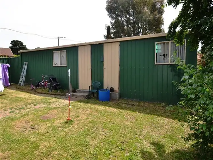 Fifth view of Homely house listing, 17 Sinclair Crescent, Seymour VIC 3660