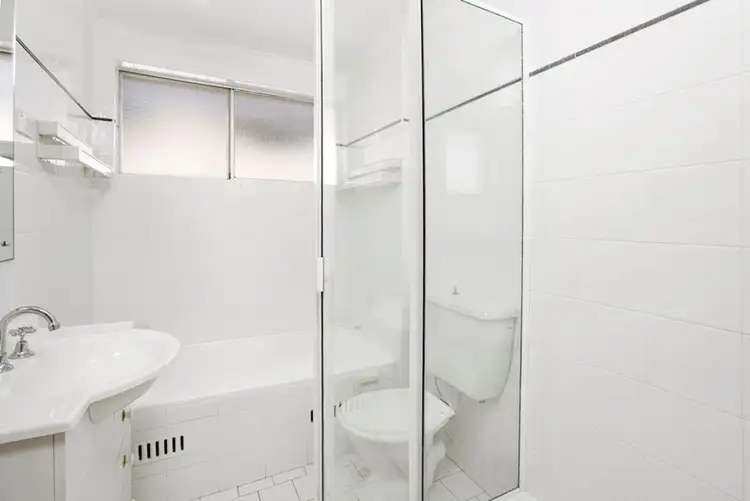 Seventh view of Homely apartment listing, 2/77 Dee Why Parade, Dee Why NSW 2099