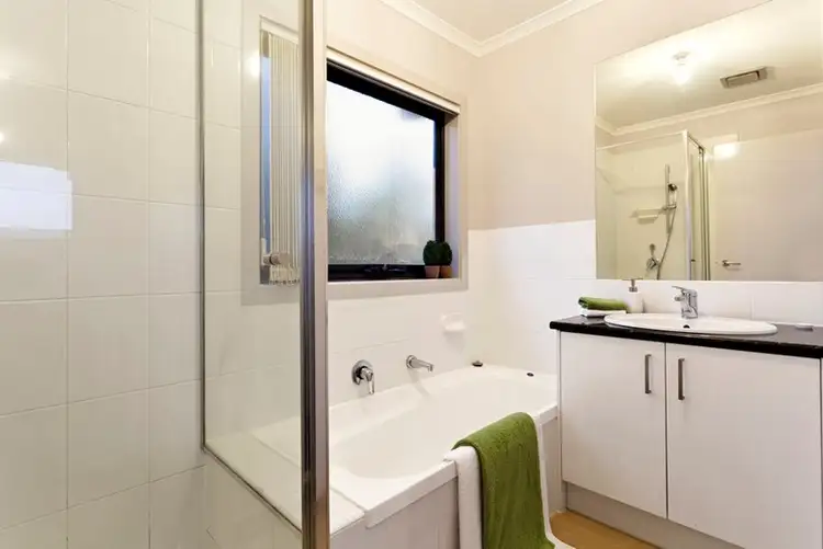 Seventh view of Homely house listing, 2/28 Rae Street, Chadstone VIC 3148