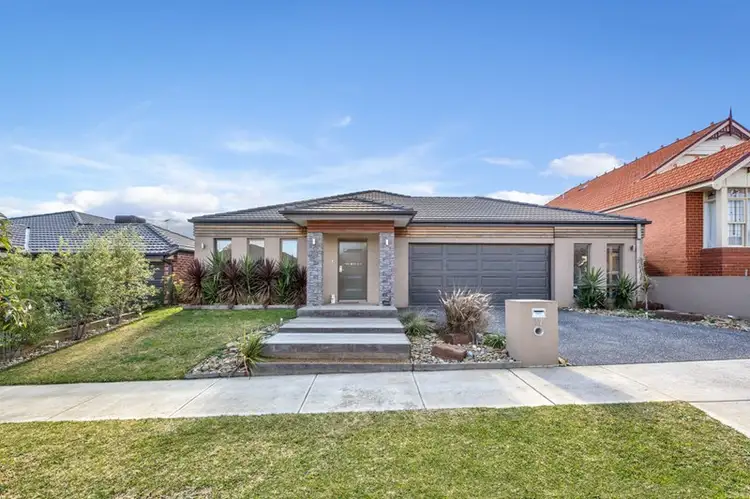17 Kiora Avenue, Doreen VIC 3754