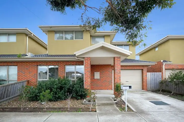 1 Howard Court