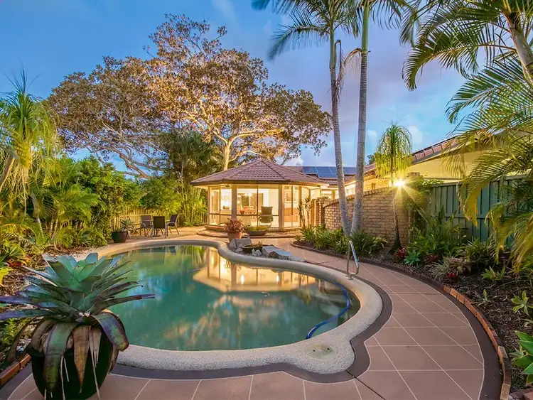 8 Lakewood Court, Helensvale QLD 4212