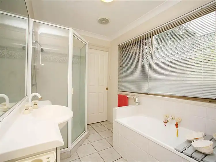 Sixth view of Homely house listing, 5 Illawarra Close, Forest Lake QLD 4078
