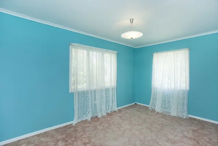 Seventh view of Homely house listing, 4 Curfew Street, Upper Mount Gravatt QLD 4122