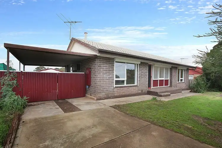 19 Barnabas Crescent, Christie Downs SA 5164