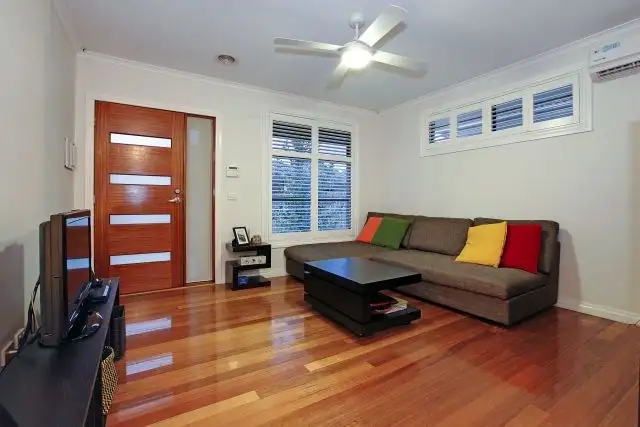 Fifth view of Homely unit listing, 2/15 Miranda Road, Reservoir VIC 3073