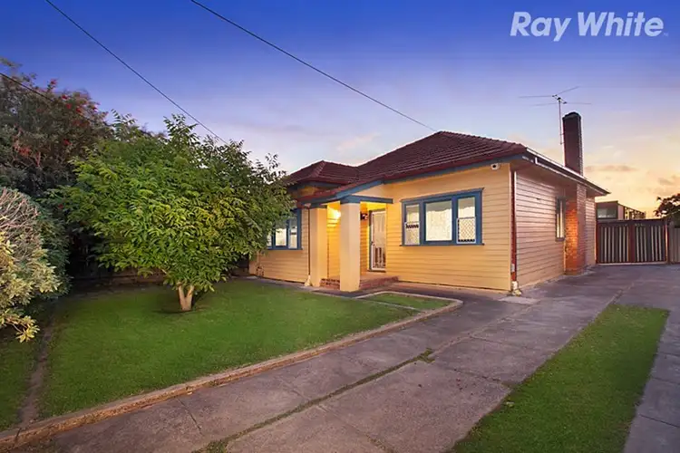 1 Compton Street, Reservoir VIC 3073