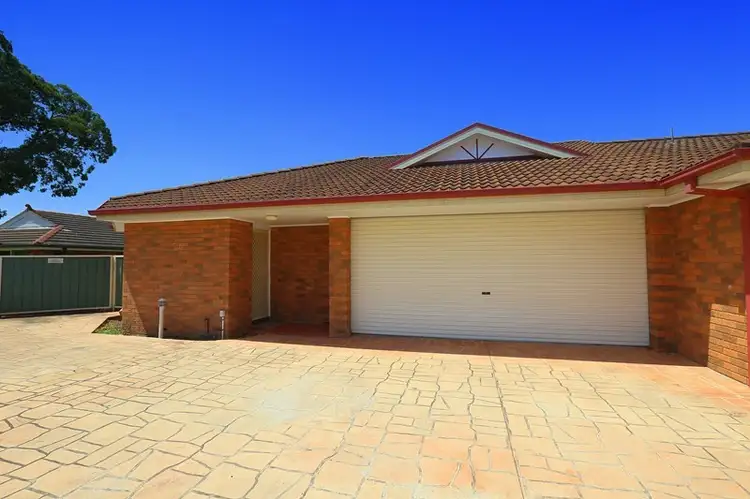 Main view of Homely villa listing, 7/116-118 Gibson Avenue, Padstow NSW 2211