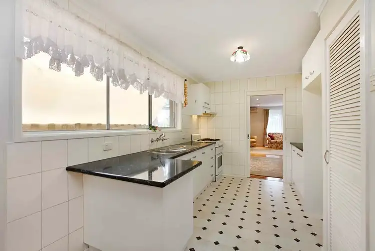 Second view of Homely house listing, 7 Elliott Close, Epping VIC 3076