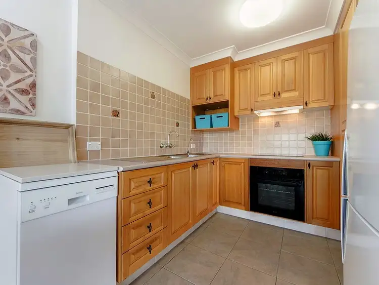 Seventh view of Homely townhouse listing, 2/3 Orvieto Avenue, Mermaid Waters QLD 4218