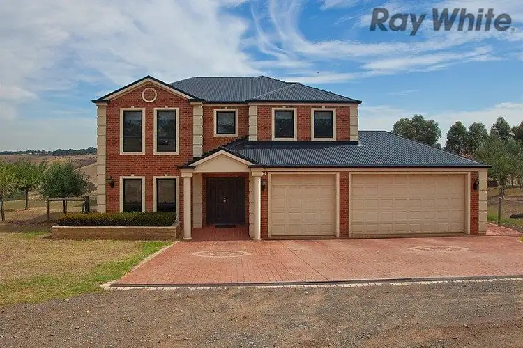 55 McNabs Road, Keilor VIC 3036