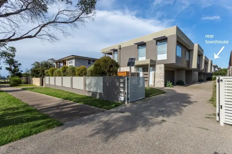 4/11 Weir Street, Rye VIC 3941