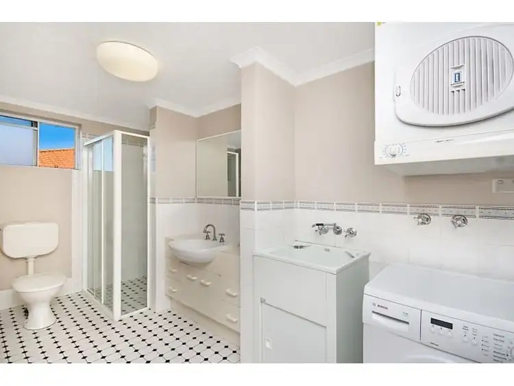 Sixth view of Homely apartment listing, 1/282 Cavendish Road, Coorparoo QLD 4151