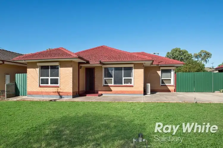 19 Bronwyn Crescent, Salisbury North SA 5108