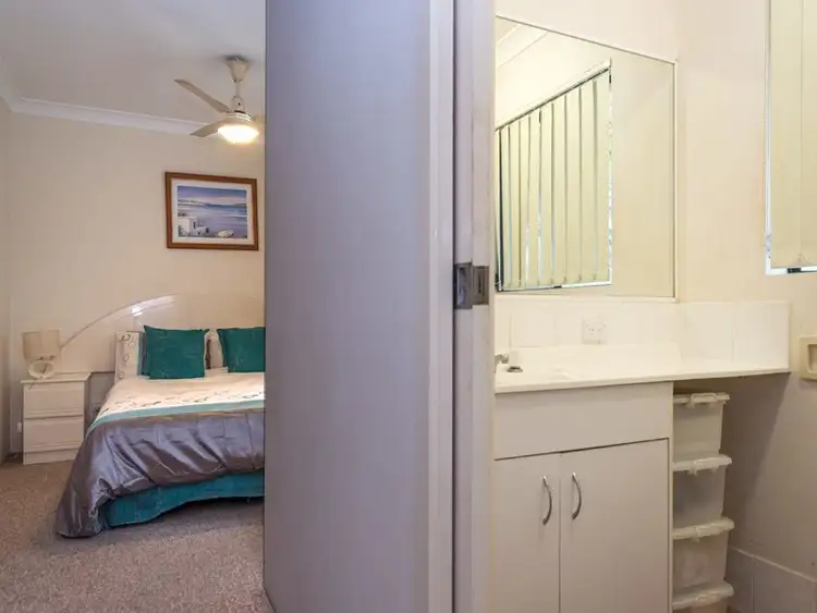 Second view of Homely unit listing, 31/11 'Chapala Apartments' Owens Lane, Southport QLD 4215
