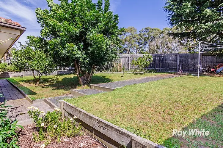 Fifth view of Homely house listing, 7 Rivette Court, Cranbourne VIC 3977