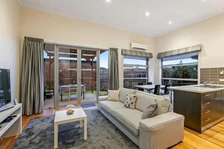 Fourth view of Homely unit listing, 2/6-8 Box Street, Reservoir VIC 3073