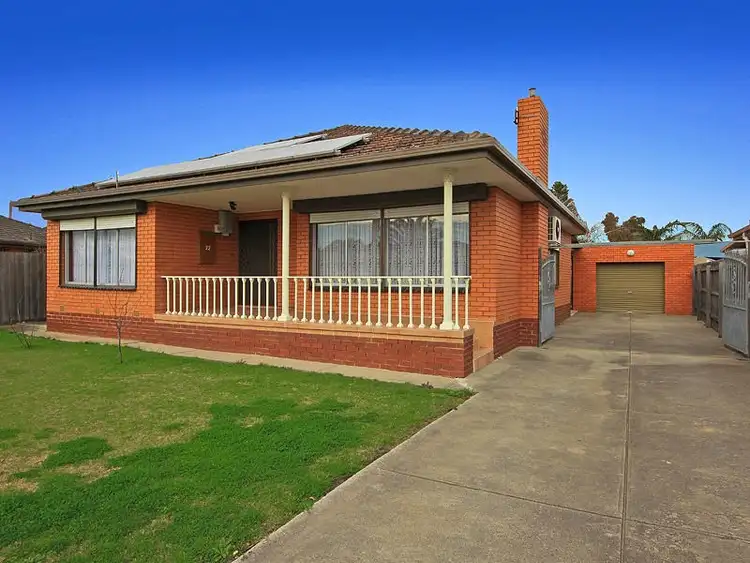 22 Mullhall Drive, St Albans VIC 3021