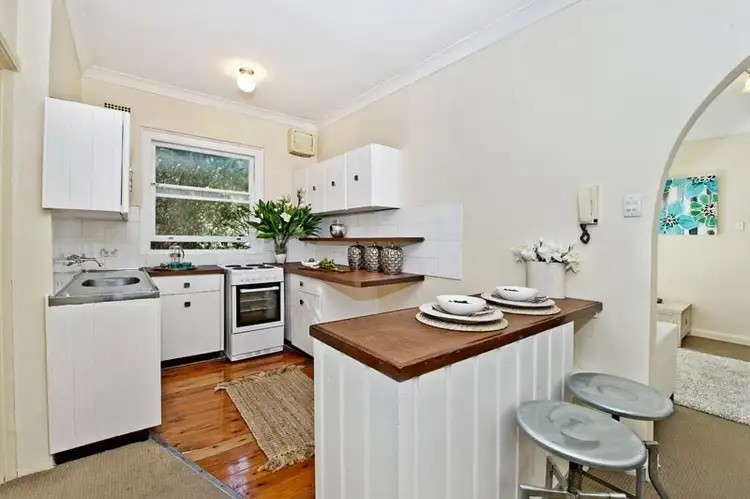 Third view of Homely apartment listing, 3/1 Lucius Street, Bondi Beach NSW 2026